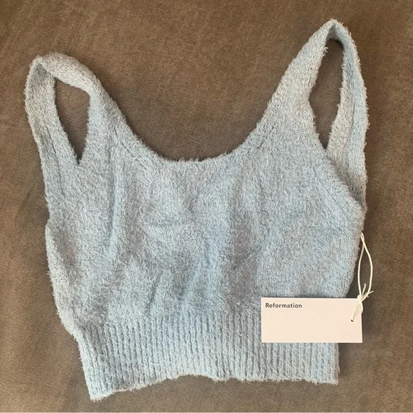 Reformation Two Piece Set - Picture 4 of 10